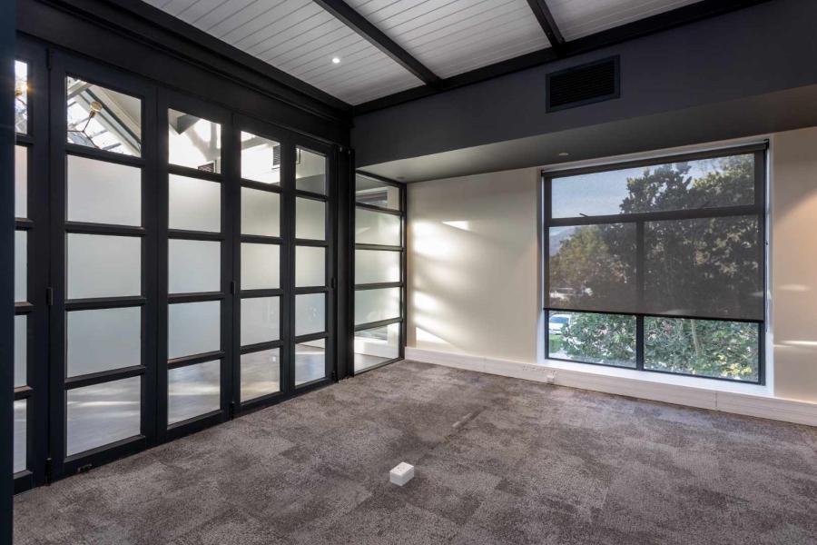 To Let Commercial Property for Rent in Val De Vie Estate Western Cape